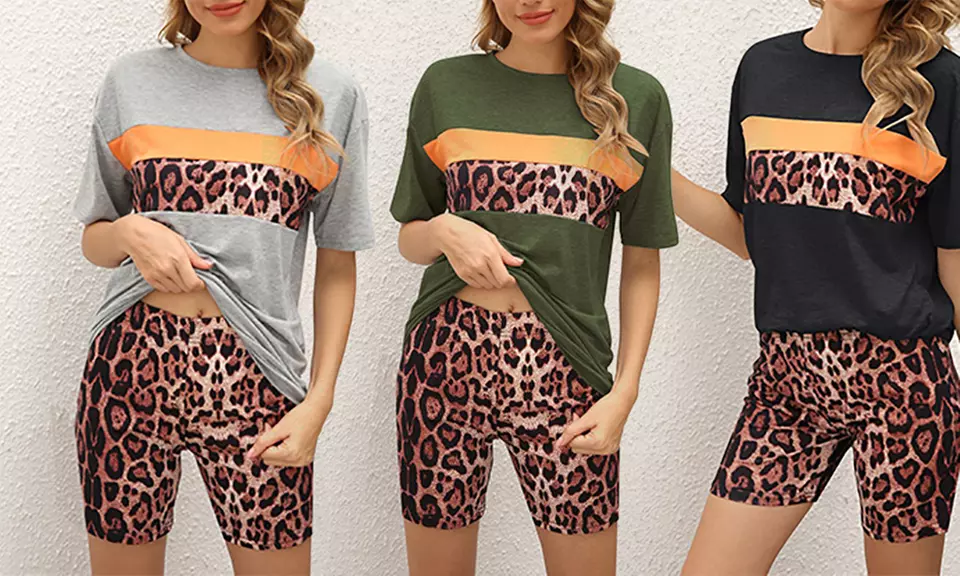 1 ou 2 ensembles comprenant un t-shirt et un short pour femme avec imprimé léopard, taille et coloris au choix - Primary Image