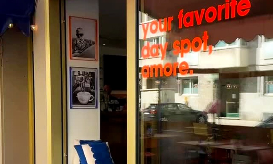 Image 2: Für 2 oder 4 Personen: Aperitivo mit gegrilltem Sandwich nach Wahl