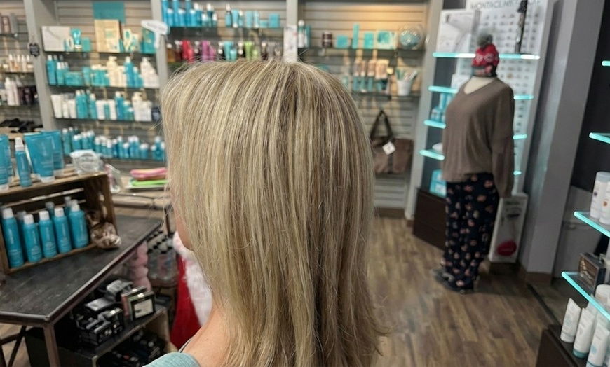 Image 3: Blowouts for Smooth, Glossy, Voluminous Hair