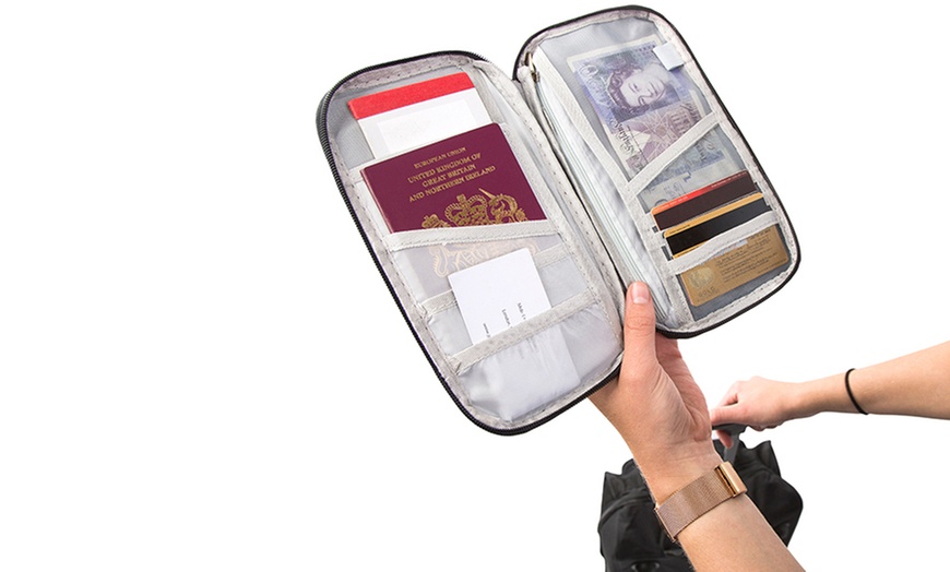 Image 2: Document Travel Organiser