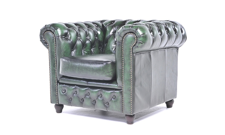 Image 9: Sofas Chesterfield en cuir authentiques 