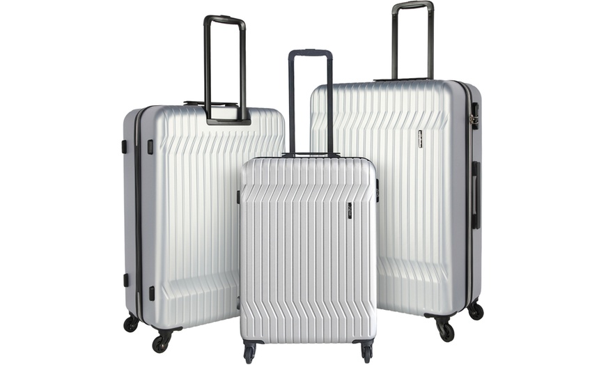 Image 18: Set of Three Hard-Shell ABS Suitcases