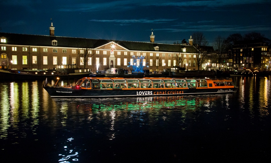 Image 1: Nächtliche Grachten-Rundfahrt in Amsterdam für 1 Erwachsenen / 1 Kind