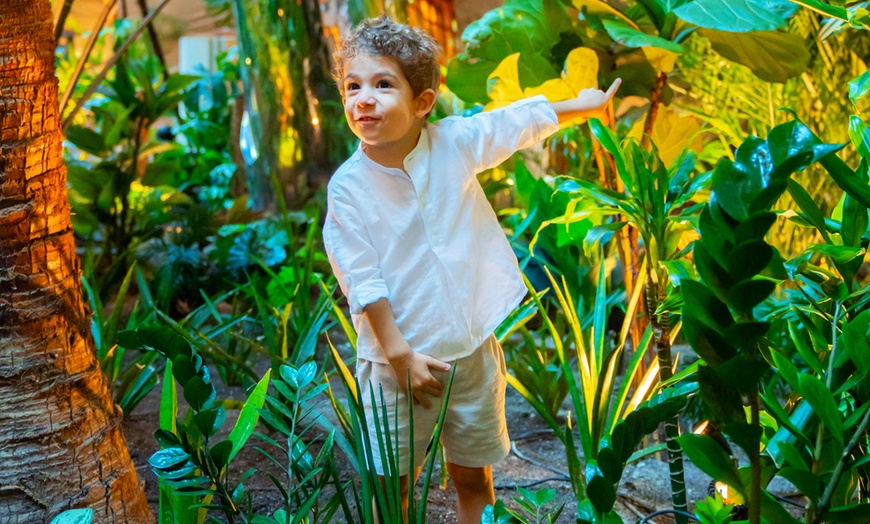 Image 8: 5*Dubai: One-Night Stay with Breakfast and Waterpark Access