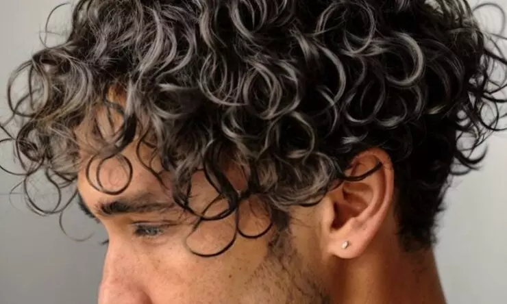 Get Women's/Men’s Perm on Short(120 Min)/Medium Hair+Haircut(240 Min) 