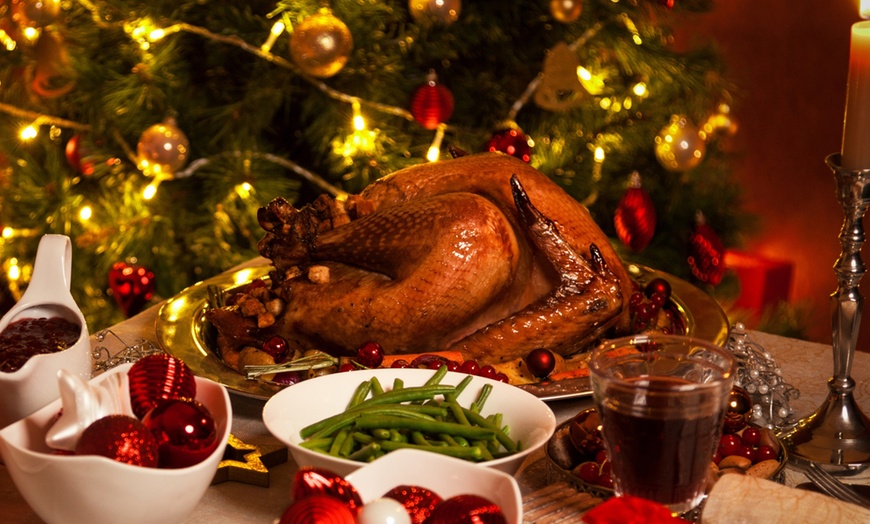 Image 2: 5* Candlelit Christmas Eve Dinner or Santa's Day Brunch with Beverages