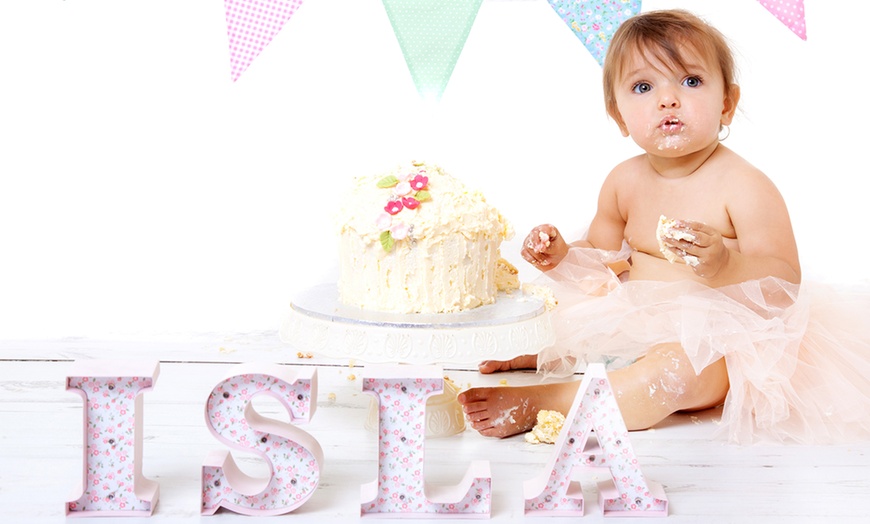 Image 5: Baby Cake Smash Photoshoot