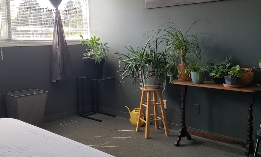 Image 2: Discover Mobility with 60 or 90 Minute Rolfing Massage Session 