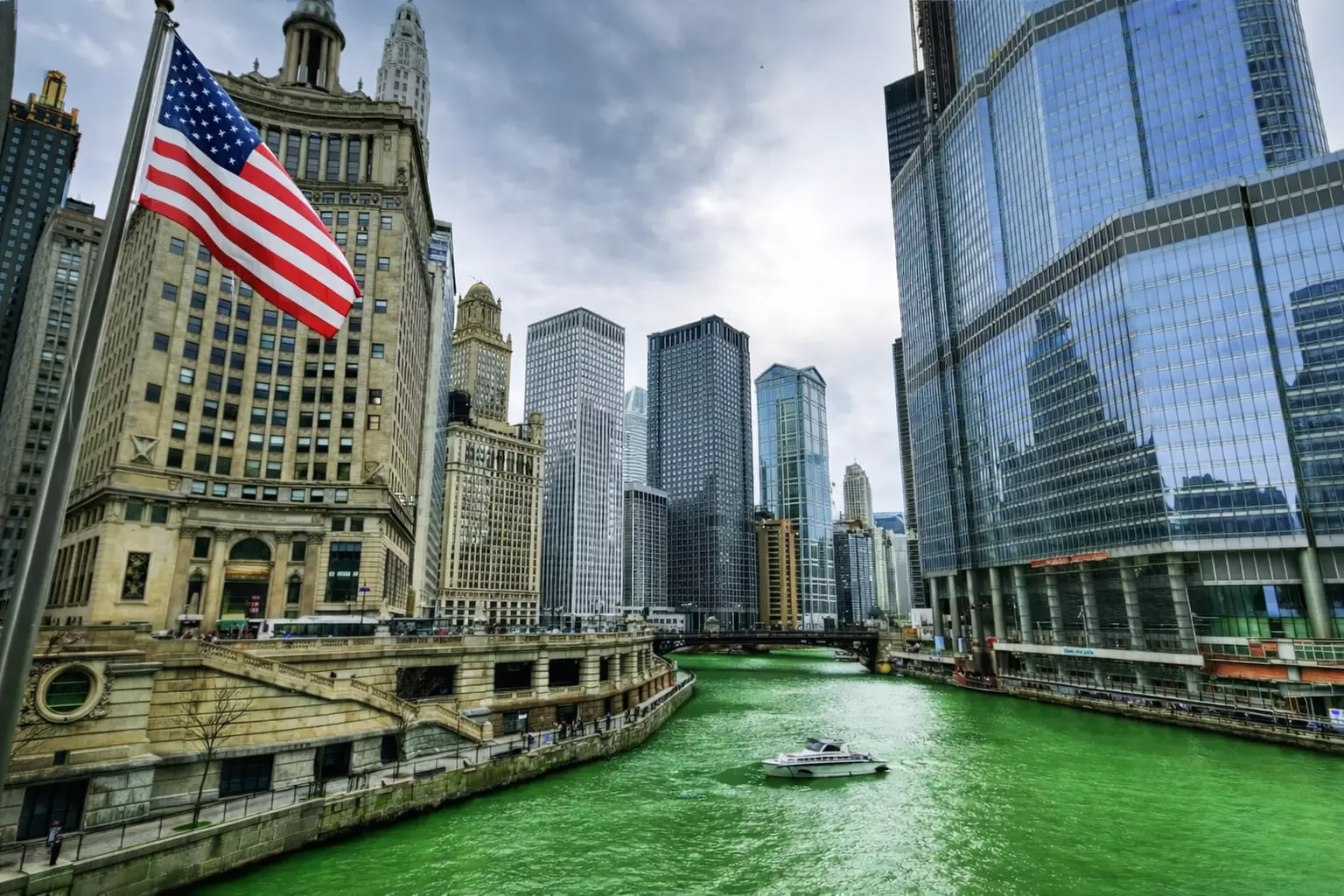 St. Patrick's Weekend Cruise: Iconic Chicago Skyline Views