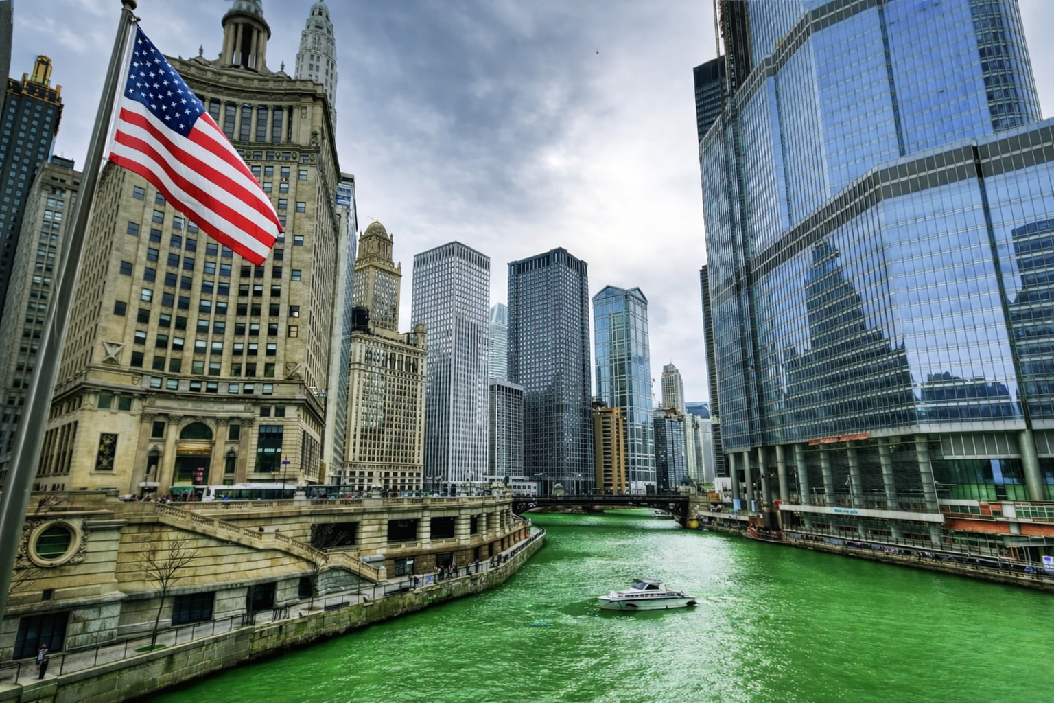 St. Patrick's Weekend Cruise: Iconic Chicago Skyline Views