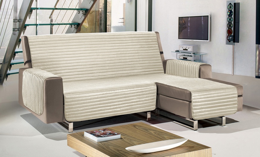 Image 8: Gesteppter Sofaschoner