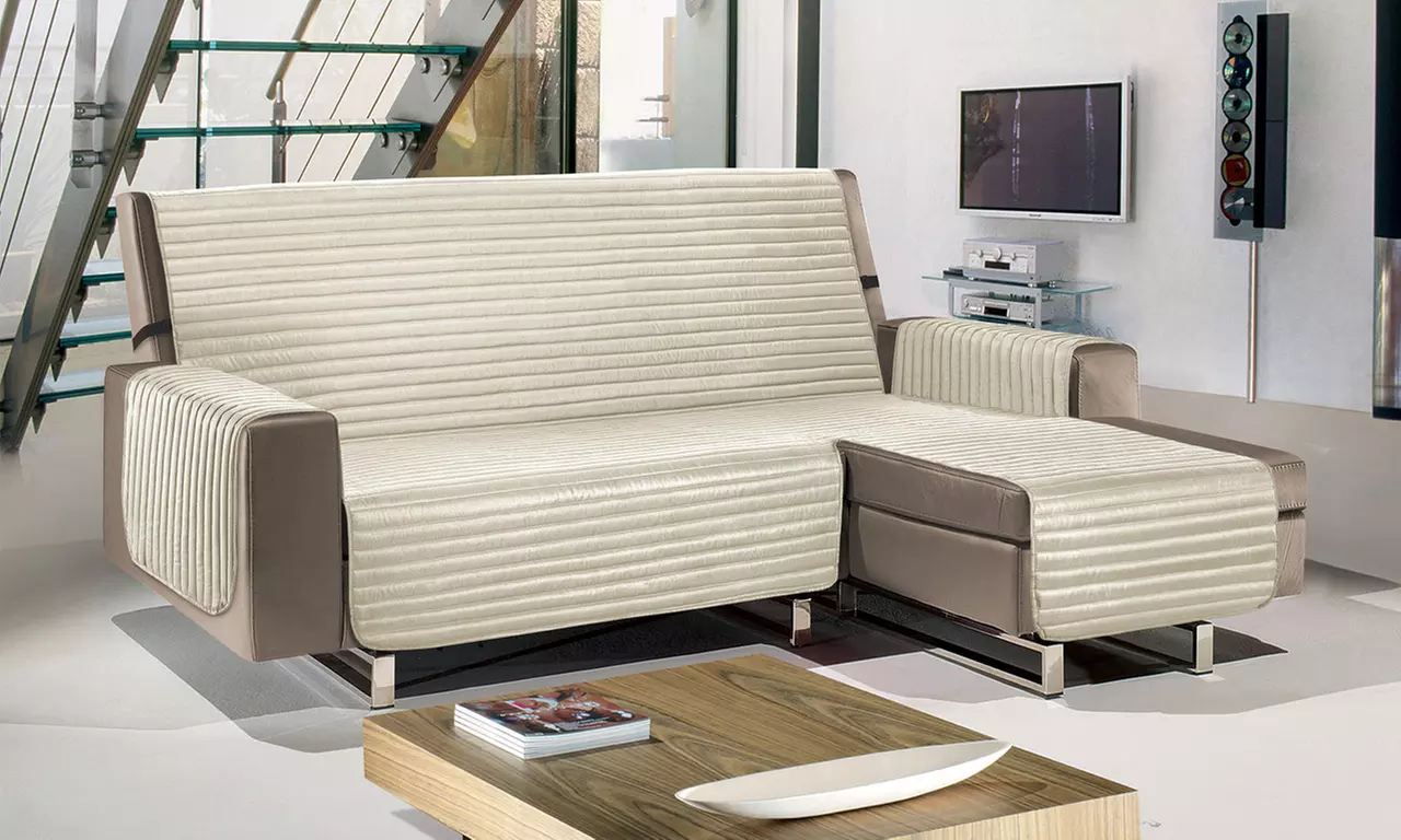 Gesteppter Sofaschoner