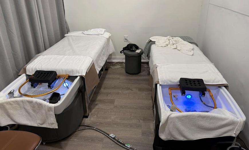 Image 3: 50-Minute Relax & Rejuvenate Head & Scalp Therapy, W/ Hair Wash & More