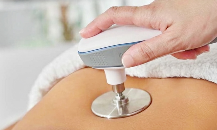 Image 4: Radiofrecuencia Indiba reafirmante facial o corporal: 1 o 2 sesiones