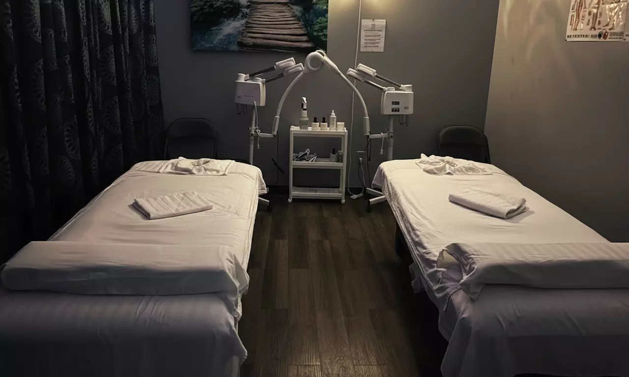 60-Minute Deep Tissue Massage with Optional Hot Stone or Scalp Massage