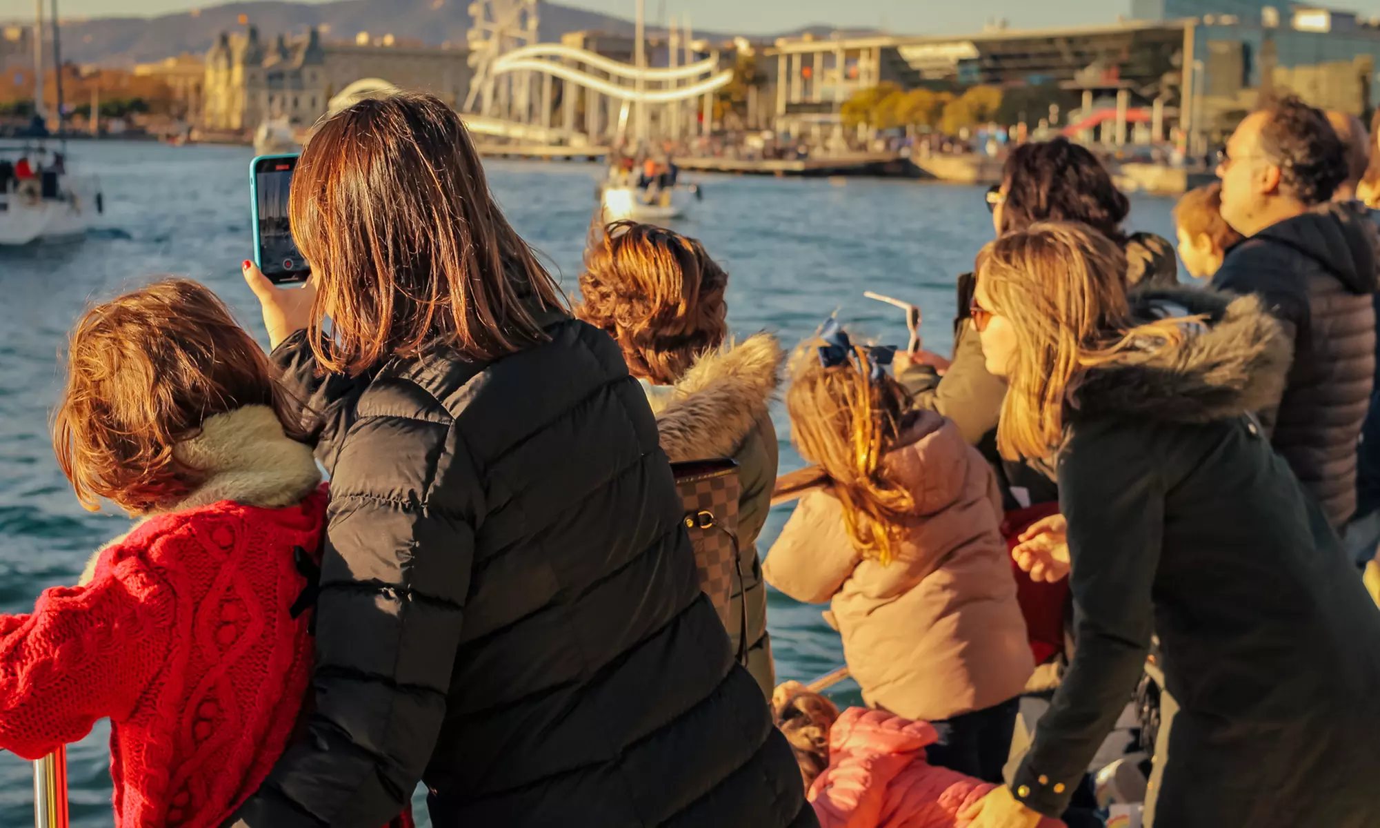 Tour en barco, cabalgata de Reyes Magos con chocolate, galletas y carta para los Reyes hasta un 33% de descuento - Image 5