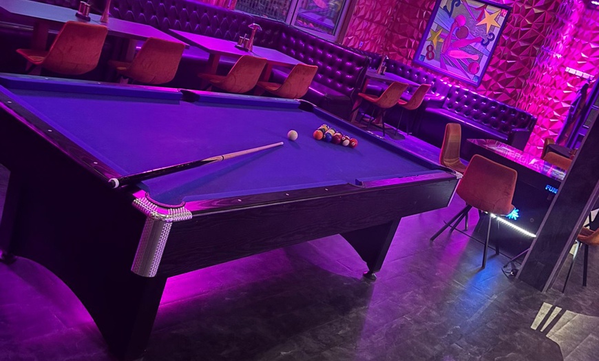 Image 2: Burger-Menü nach Wahl + 2 Std. Billard für 2 oder 4 Personen