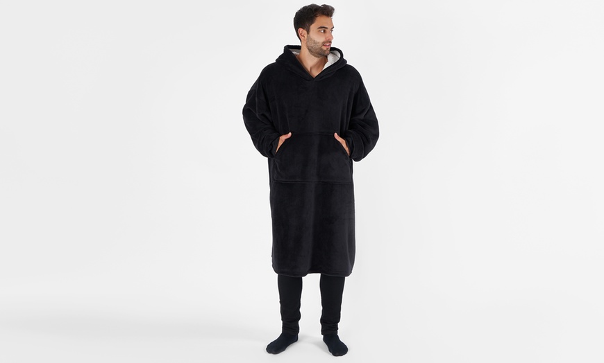 Image 4: Extra Long Oversized Sherpa Hoodie Blanket