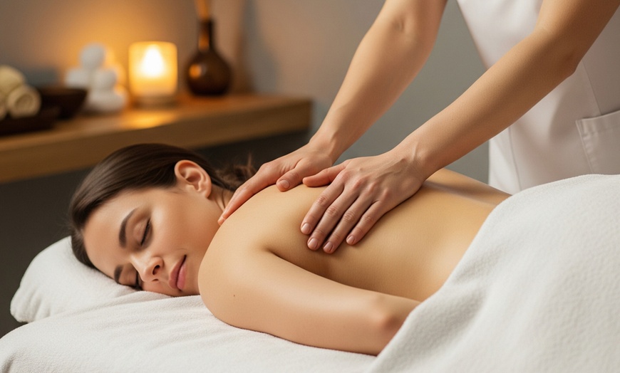 Image 1: M&S Beauty à Clamart : massage relaxant ou soin visage XLifting