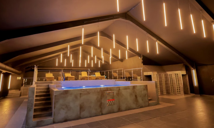 Image 2: Spa Access with a Glass of Prosecco with Optional Add-Ons