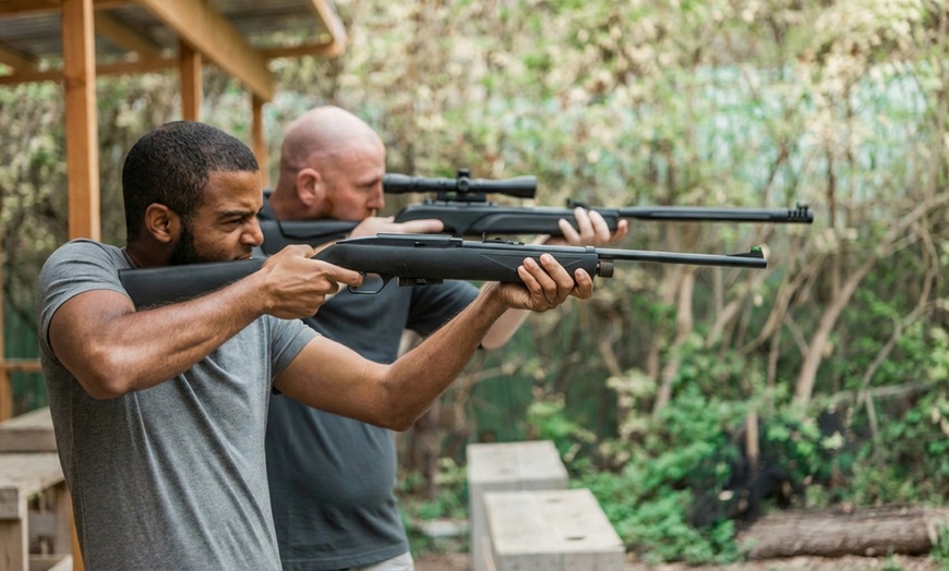 Image 7: Zet je vizier op scherp: boogschieten of buksschietenmet z'n tweeën