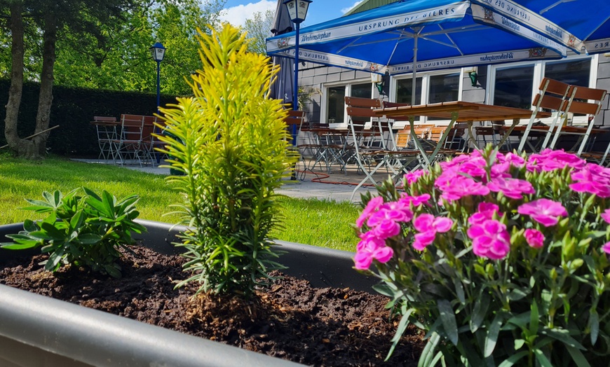 Image 6: 1 oder 2 Std. Bowling inkl. Schuhe bis 7 Personen