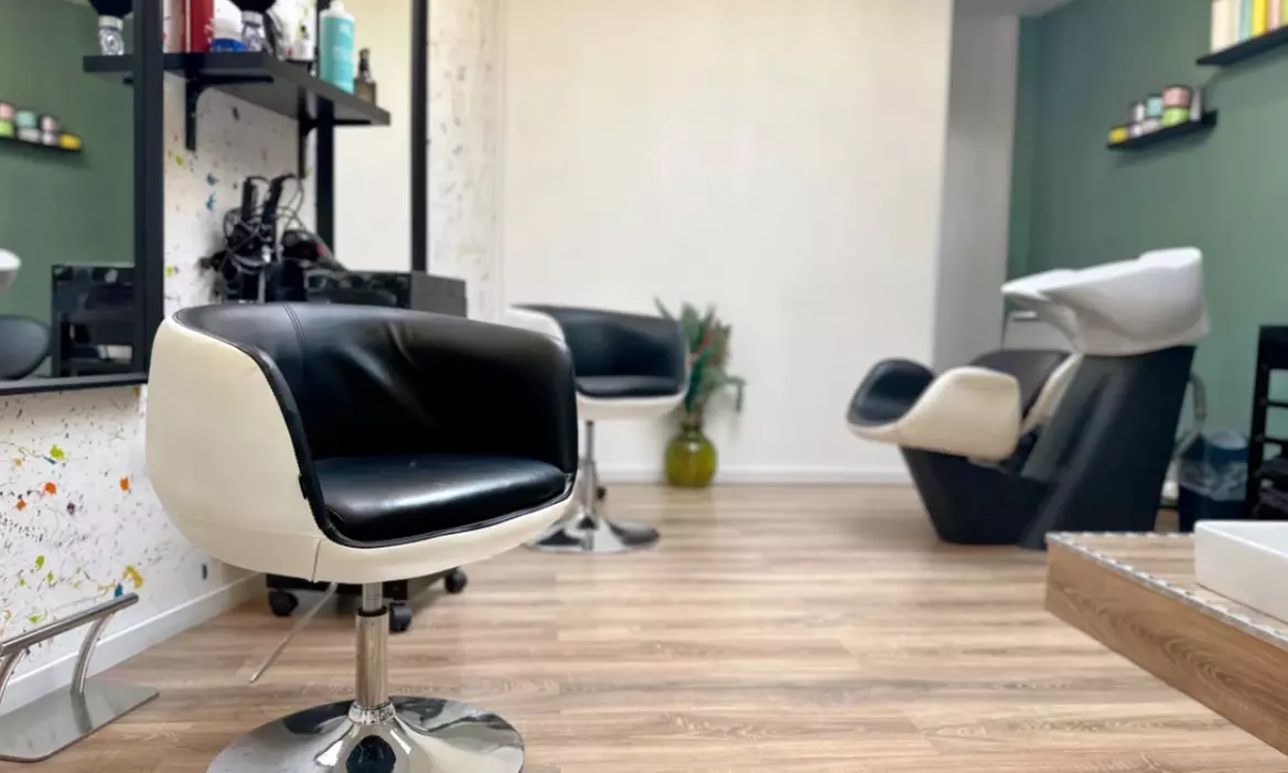 Beautés des mains et des pieds avec sk coiffure & institut