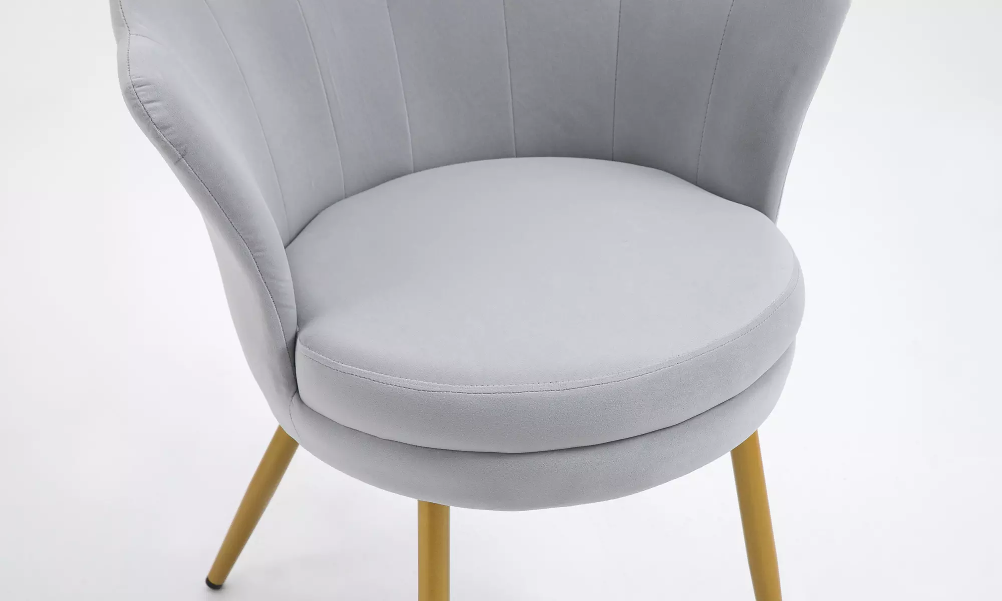 Poltroncina a conchiglia Maddina in velluto