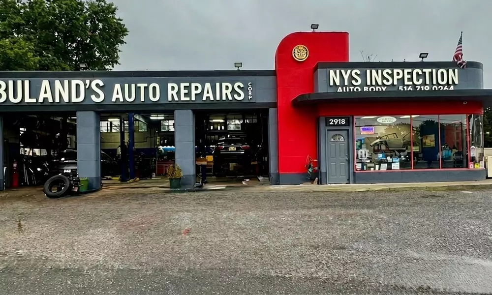 Get Up to 5 quarts Total Quartz Oil, Standard filter & Full Maintenance by ASE-certified pros, Up to 30% Off - Primary Image