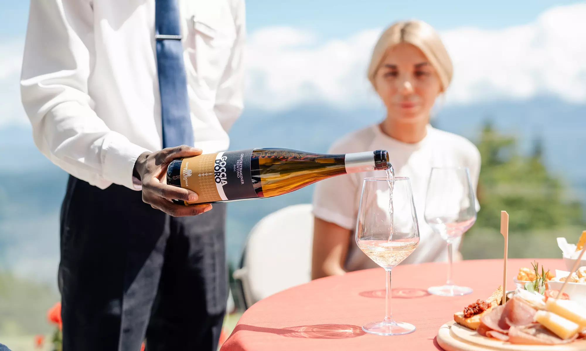 Trentino: soggiorno con mezza pensione, Spa e aperitivo per 2