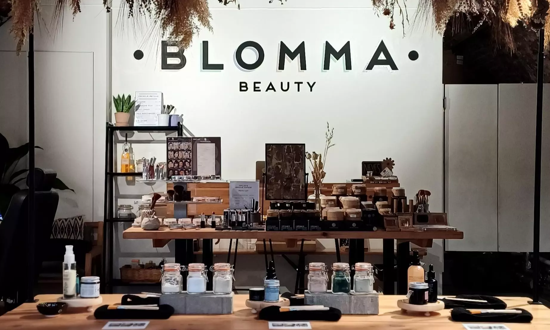 Craft Clay Masks, Lip Balms, Face Oils & More with Skincare Workshops