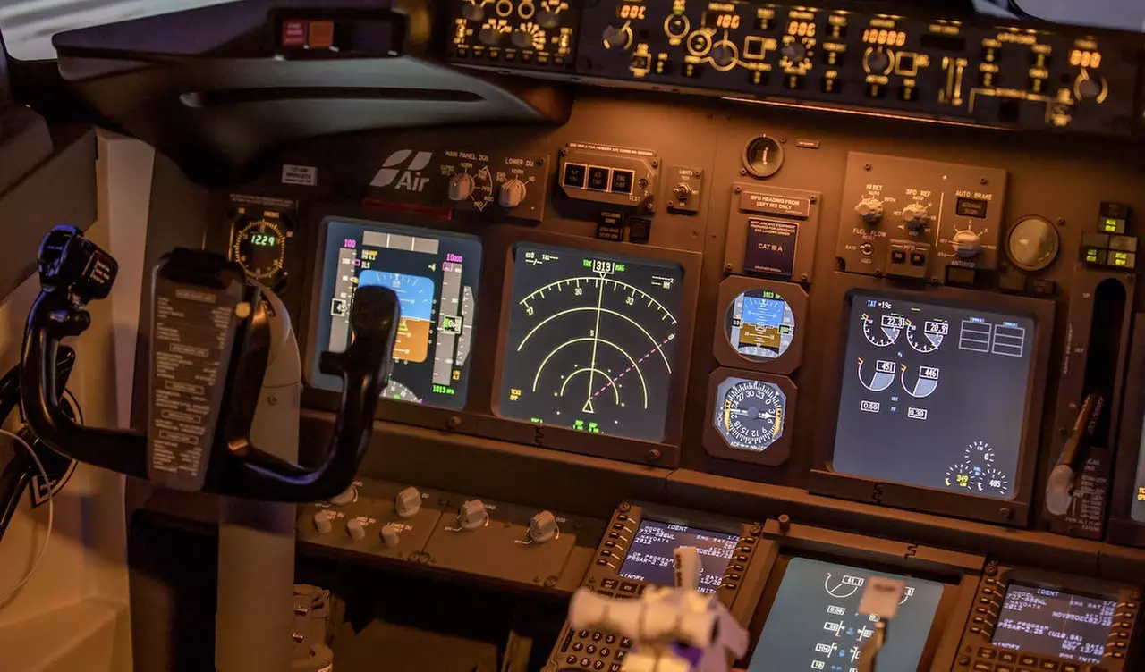 Experience the Fun of Thrilling Flight Simulator Challenges