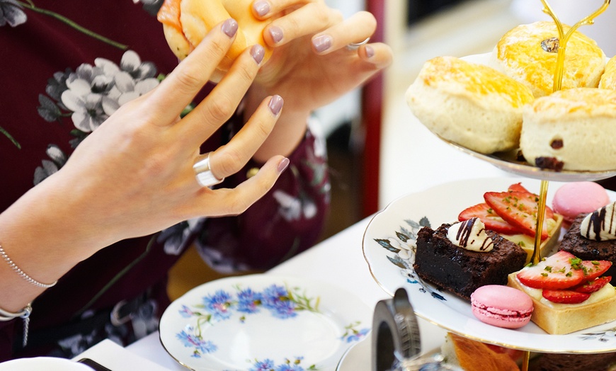 Image 5: Covent Garden, Afternoon Tea