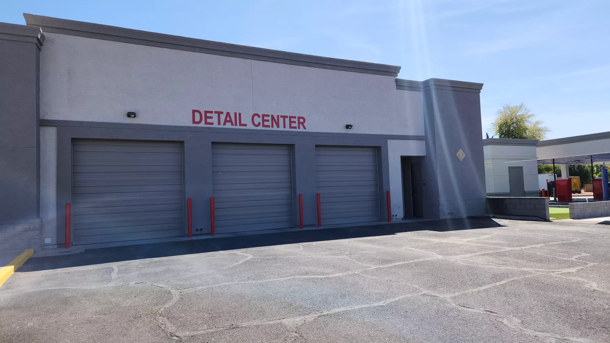 Deep Clean Your Car wirh Interior or/and Exterior Detail for Any Size