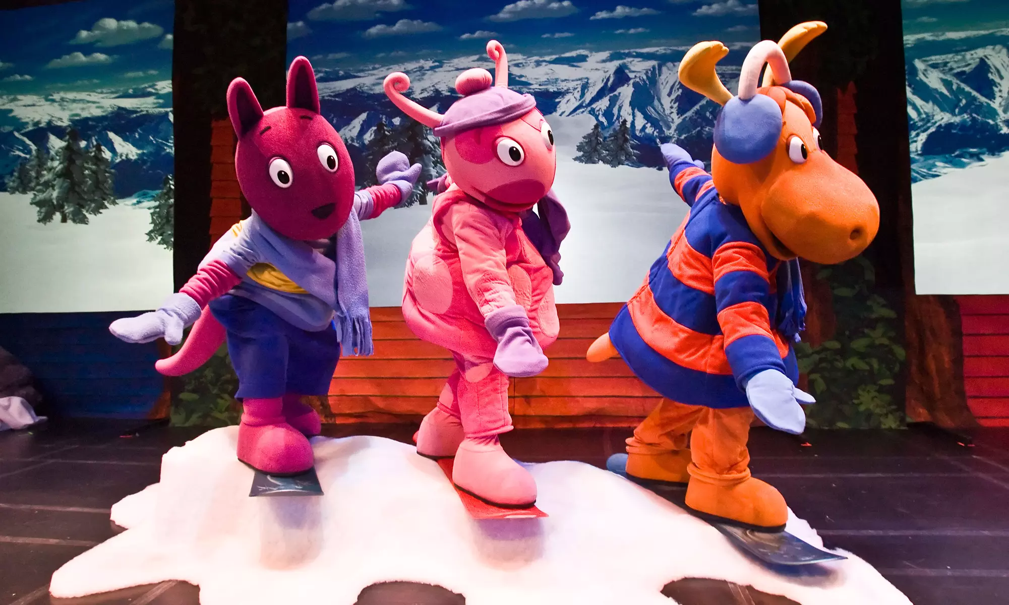 Koba's Great Big Show Live! feat. The Backyardigans, Max and Ruby, Franklin the Turtle, and Mike the Knight - Primary Image