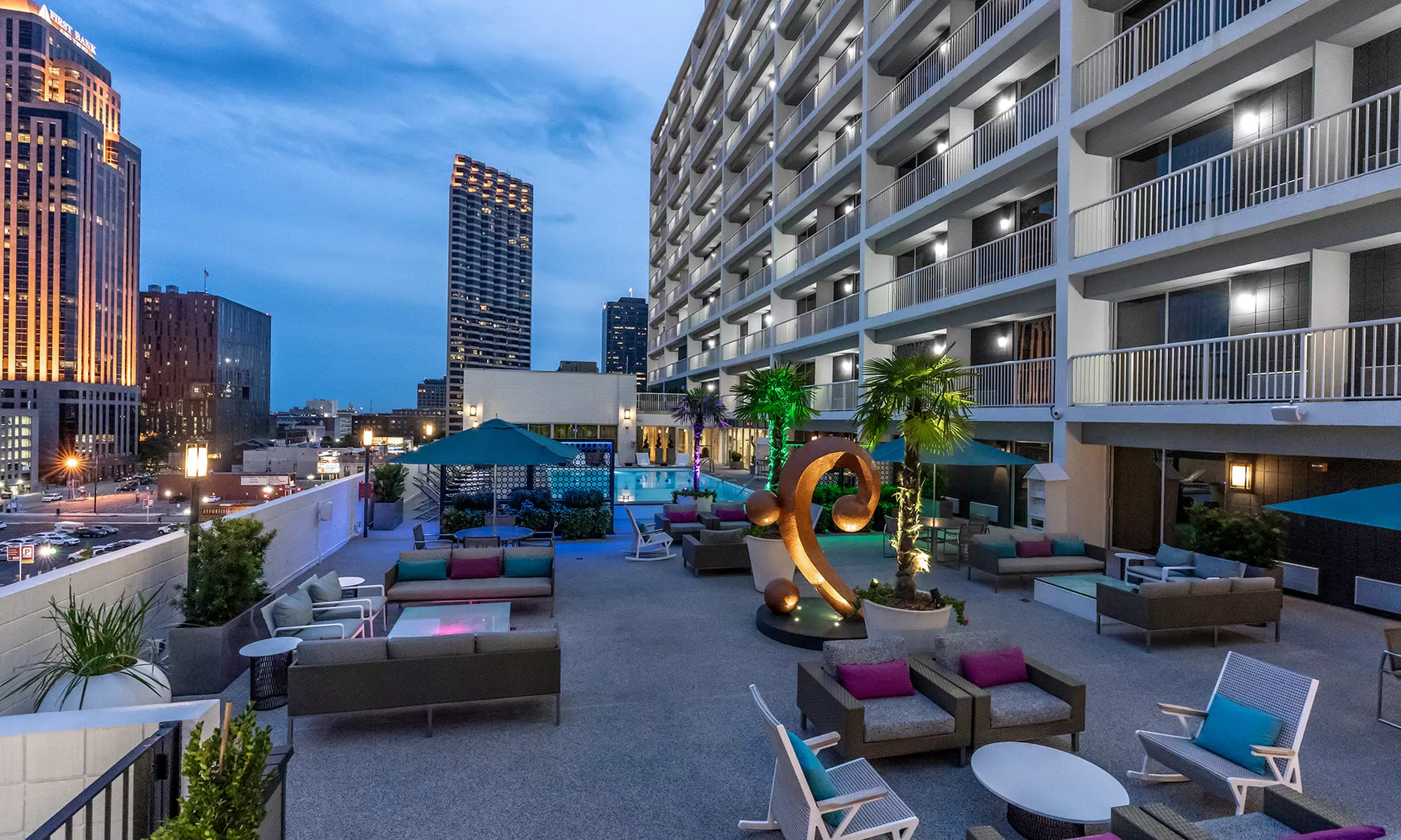 Member Pricing: Budget Hotel in Central NOLA with Rooftop Pool 