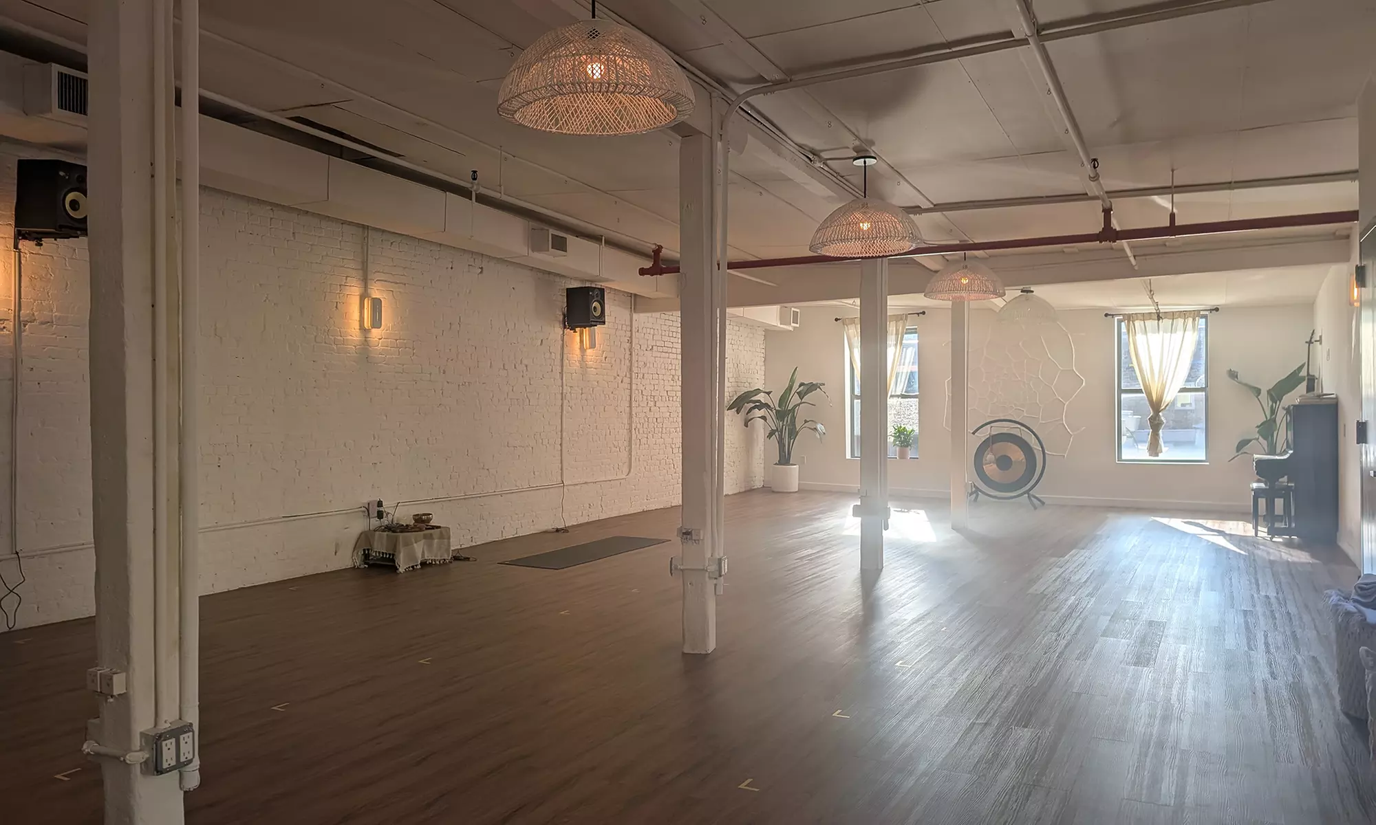 Experience transformative sessions at Yoga with Anh with up to 50% off - Second Medium