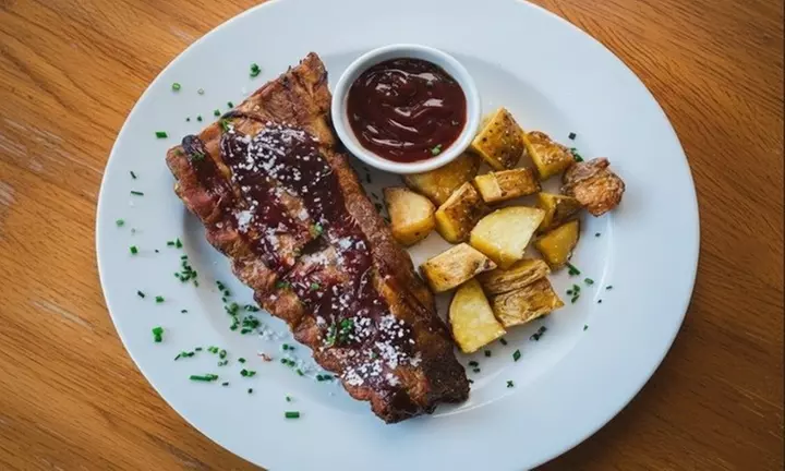 Menú fusión argentino-mediterráneo para 2 o 4 personas