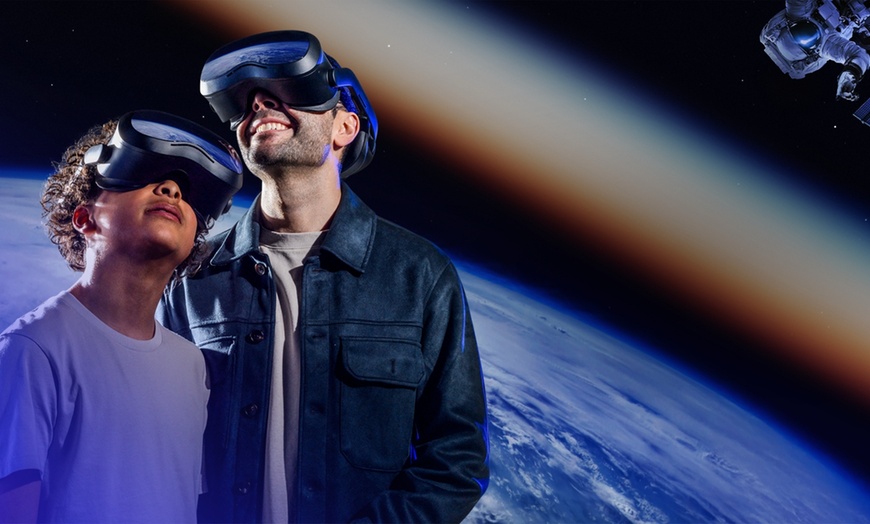 Image 6: Immersive VR Experience to Space - Atlanta
