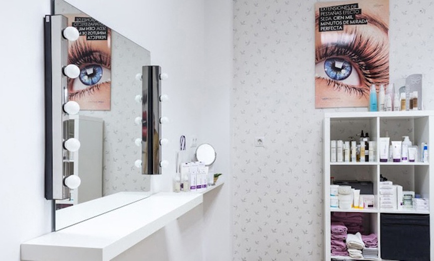 Image 3: 3 o 6 sesiones de electroestimulación y presoterapia de 35-40 minutos