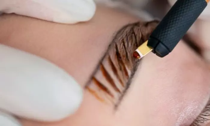 Choice of Microblading, Powder-Eyebrows, Lip-Blush or Eyeliner Session
