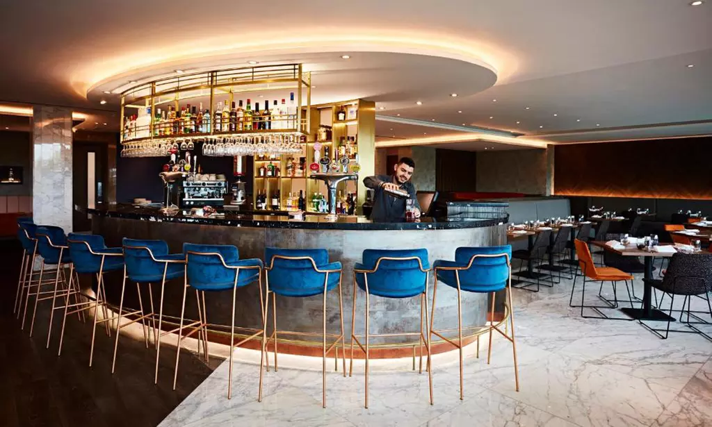 Kingston: One or Two Nights Stay