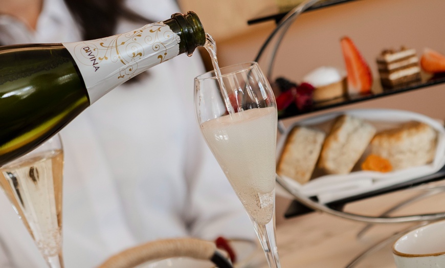 Image 9: Choice of Afternoon Tea for Two or Four at Meliá White House