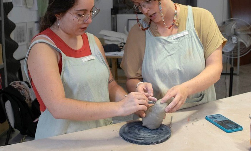 Image 18: Taller de cerámica para 1 o 2 personas de 3 horas con picoteo