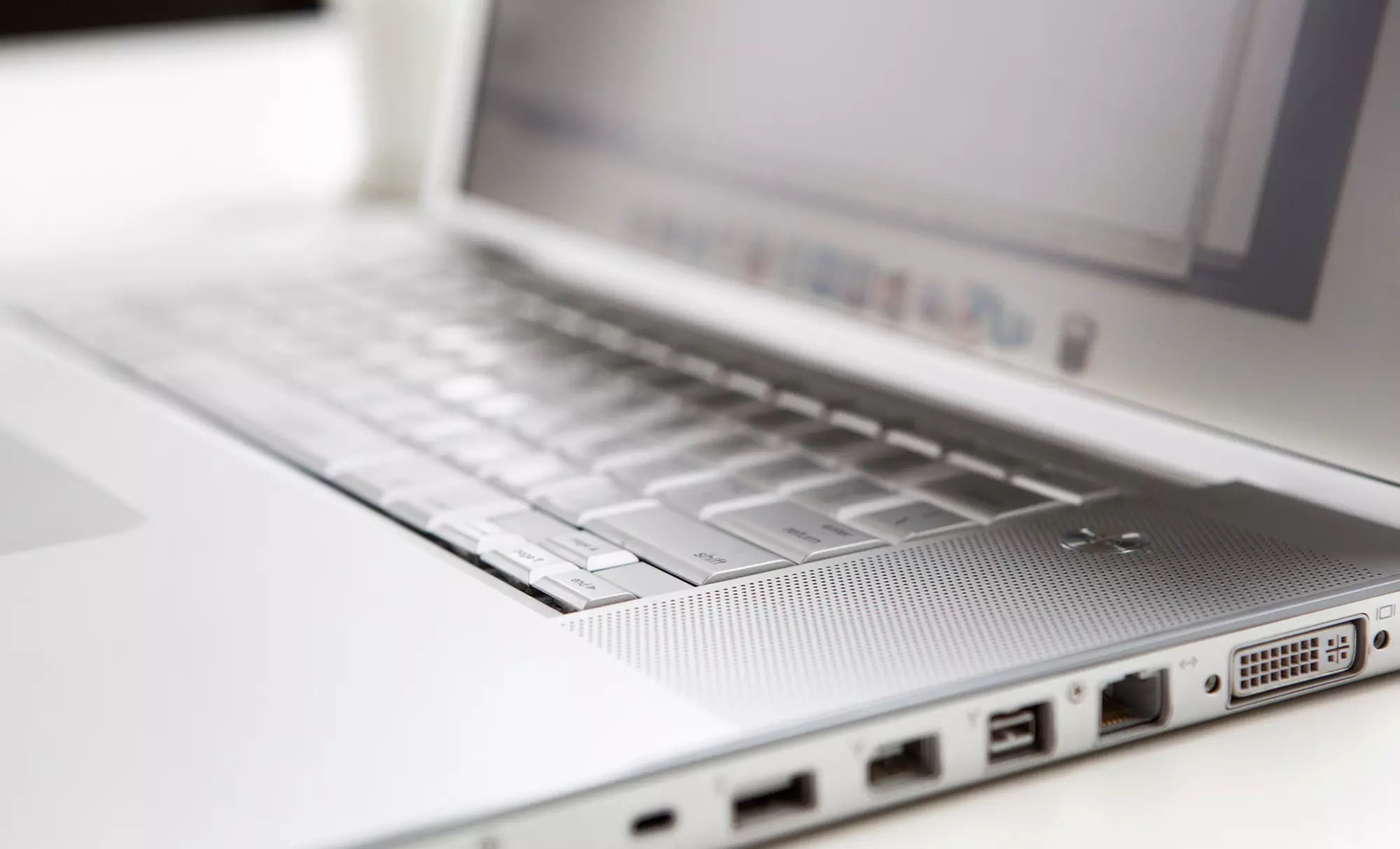Laptop Screen Replacement or One PC or Laptop Tune-Up Session at Custom Computer Warehouse (Up to 60% Off) - Primary Image