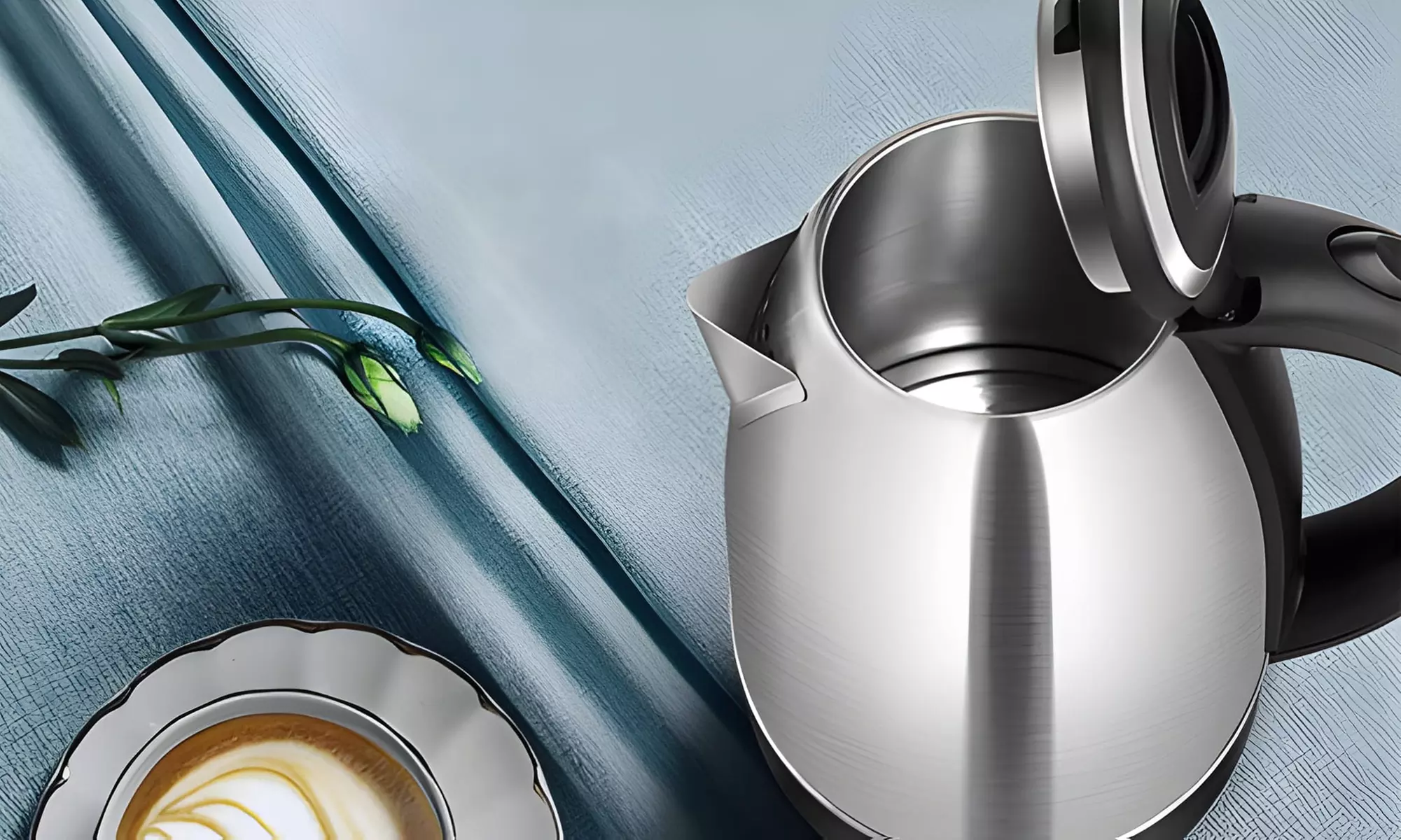 Elektrischer Wasserkocher 2L mit ergonomischem Griff