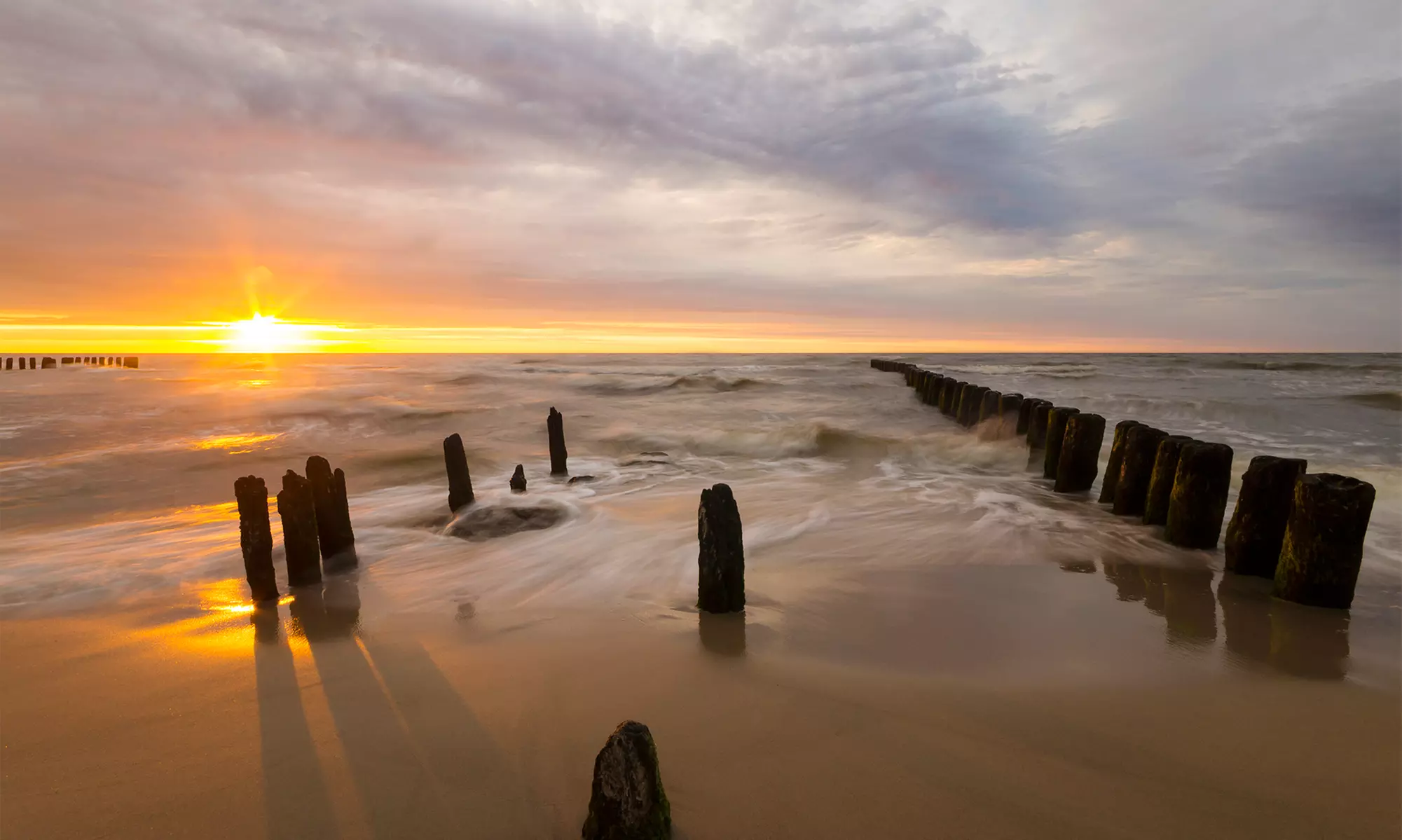 Baie de Somme : 1 à 3 nuits avec option PDJ, plat du jour, kir et location de vélo à l'Auberge de la Dune pour 2 - Primary Image