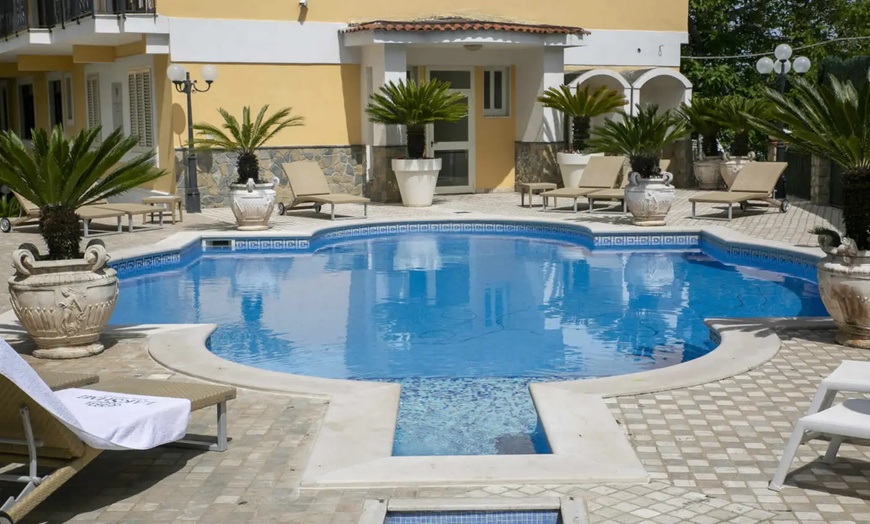 Image 16: ✈ 8-Day Sorrento & Rome Vacation with Air from Great Value Vacations