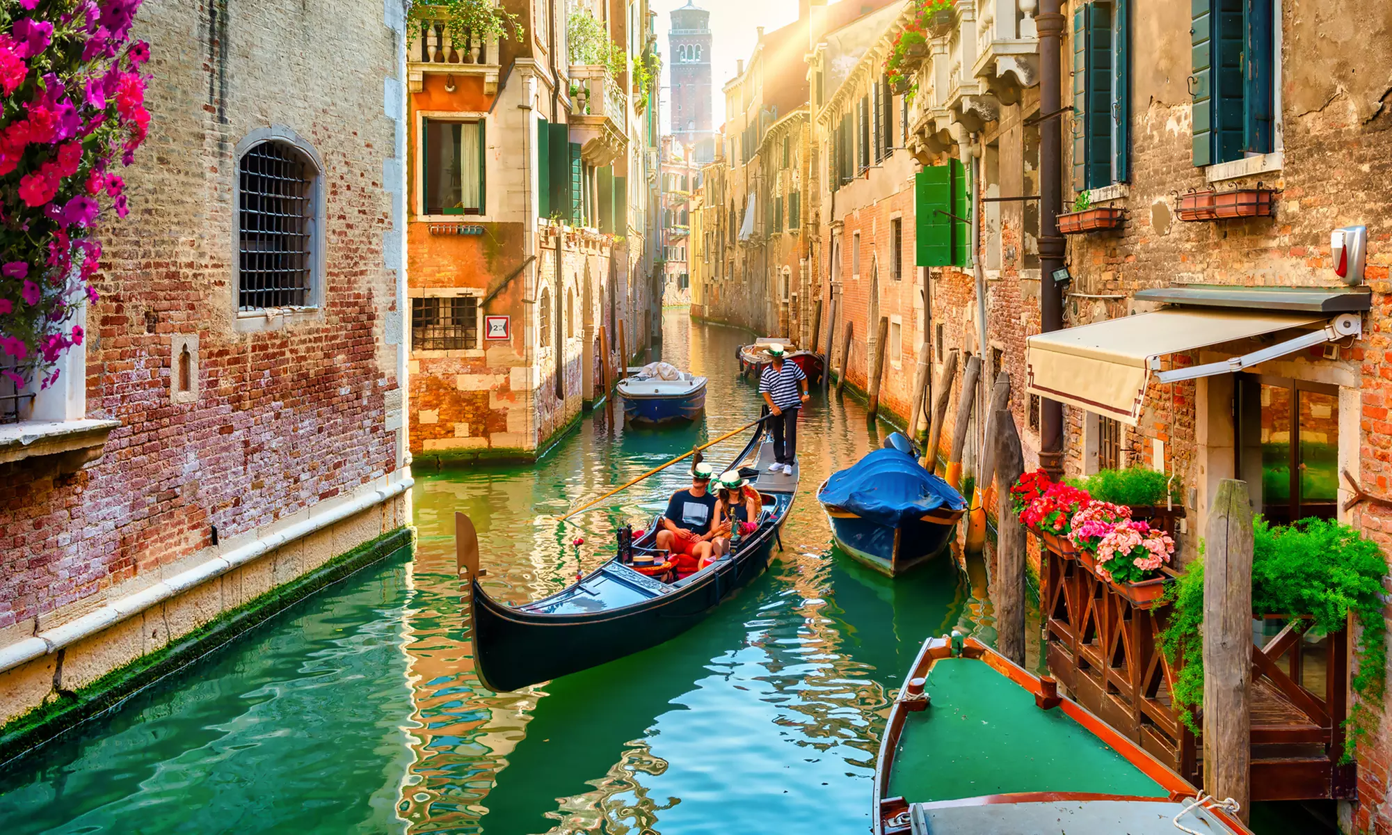 ✈ 8-Day Venice, Lake Garda and Milan Tour with Air