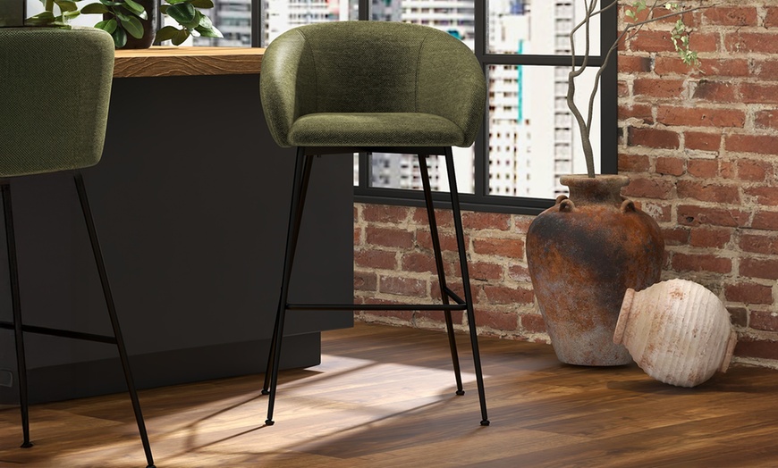 Image 1: Lot de 2 fauteuils de bar CHLEA en tissu et métal 